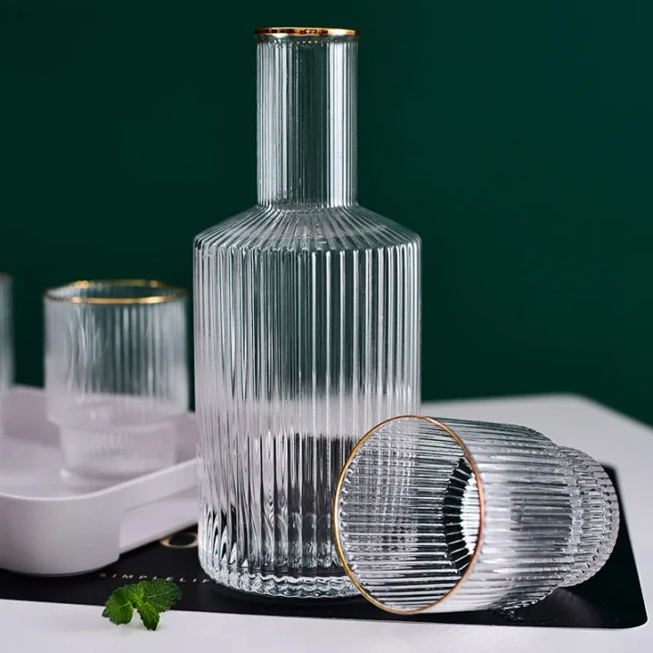 800ml-z-ota-kraw-d-pionowa-szklany-czajnik-woda-do-przezroczysty-kubek-domowego-ustawiona-na-zimn.jpg_ (2).webp