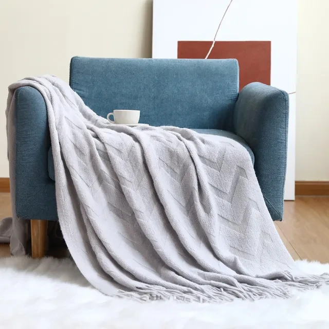 Nordic-Sofa-dzianinowy-koc-rzu-biuro-Hotel-ko-koniec-r-cznik-narzuta-kocyk-na-drzemk-mi.jpg_640x640.jpg_ (4).webp