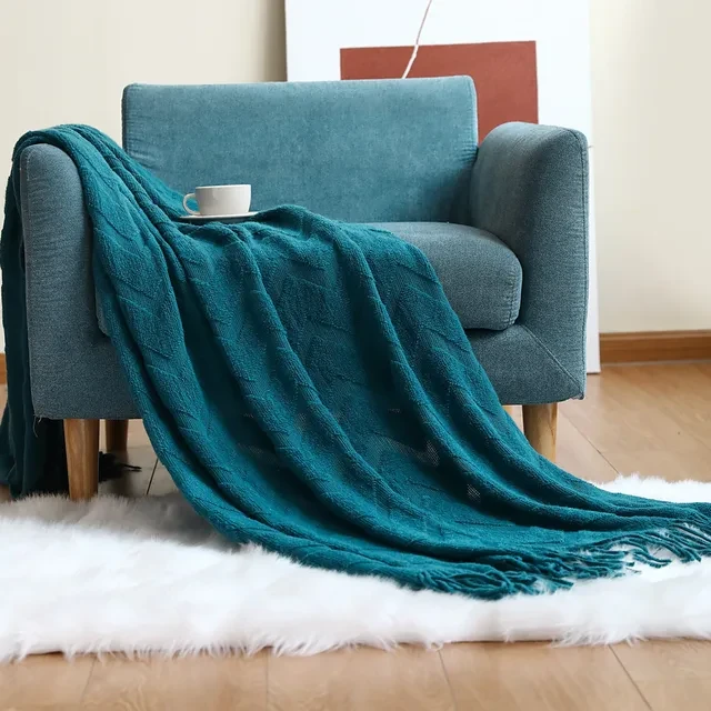 Nordic-Sofa-dzianinowy-koc-rzu-biuro-Hotel-ko-koniec-r-cznik-narzuta-kocyk-na-drzemk-mi.jpg_640x640.jpg_ (1).webp