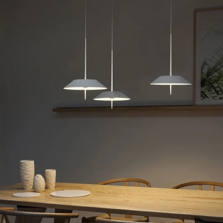 Mayfair-lampa-wisz-ca-LED-kolorowe-lampy-du-ski-projekt-na-poddasze-jadalnia-salon-kuchnia-dekoracyjne.jpg_.webp